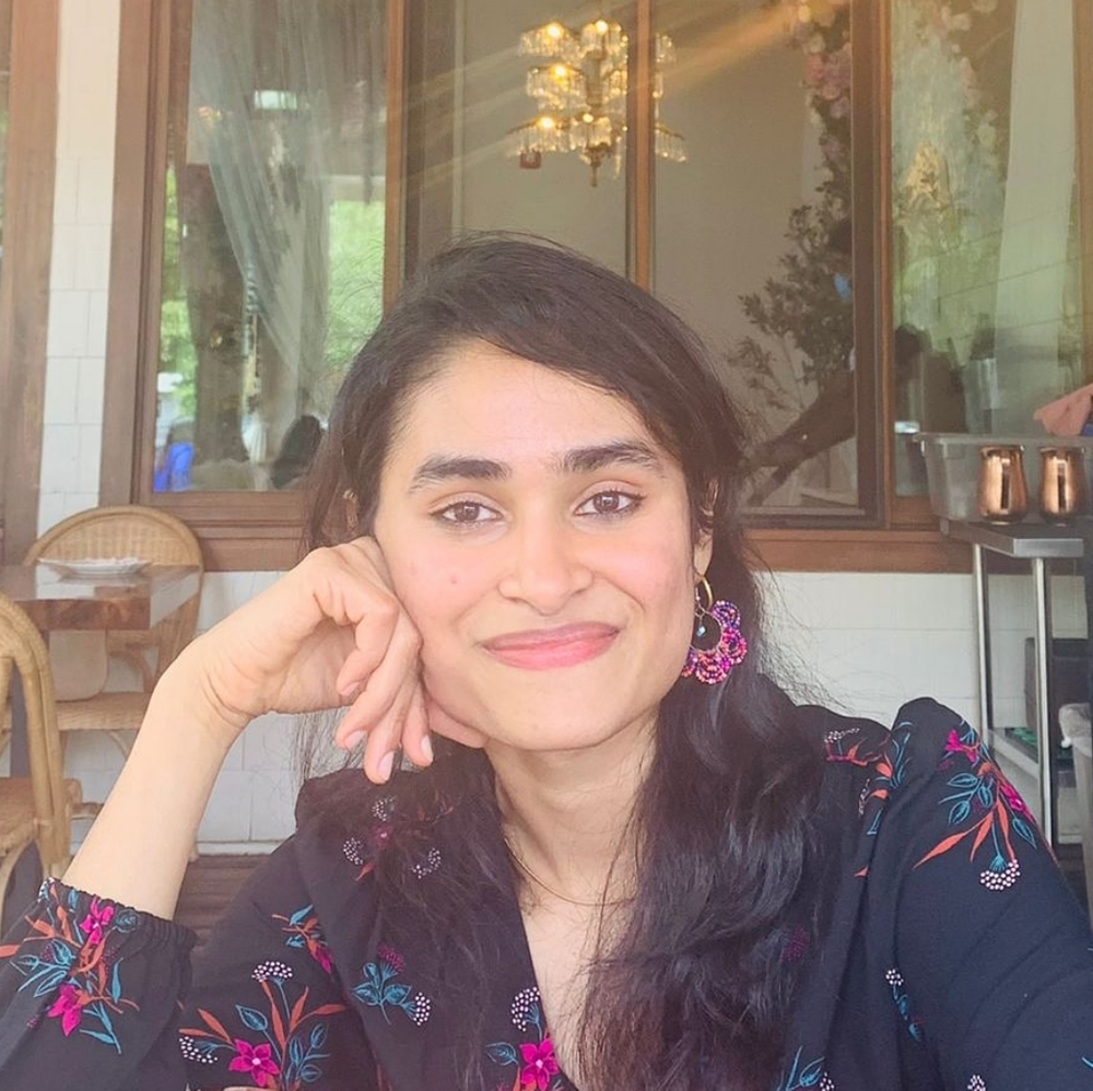 Meet your Posher, Shriya
